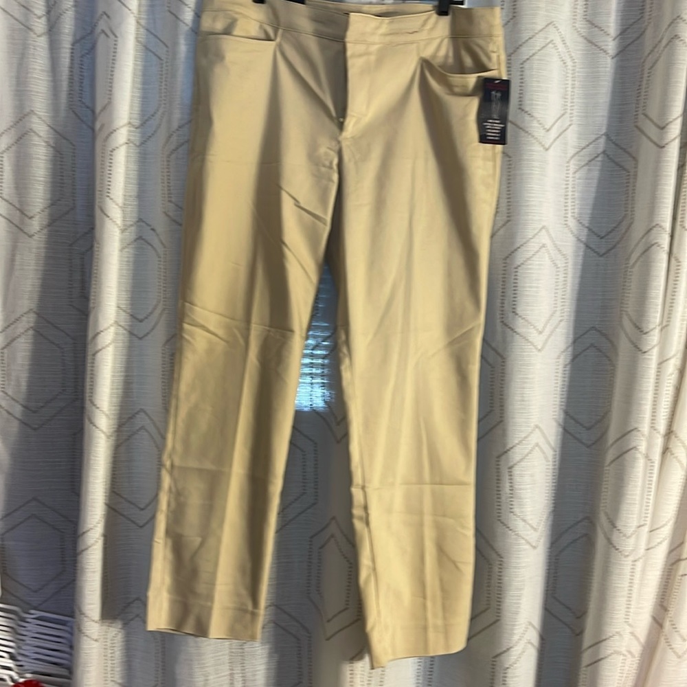 NWT CHAPS Women’s 16 Chino Beige Slim Fit Pants 4 Pockets Zipper Ankle Cropped